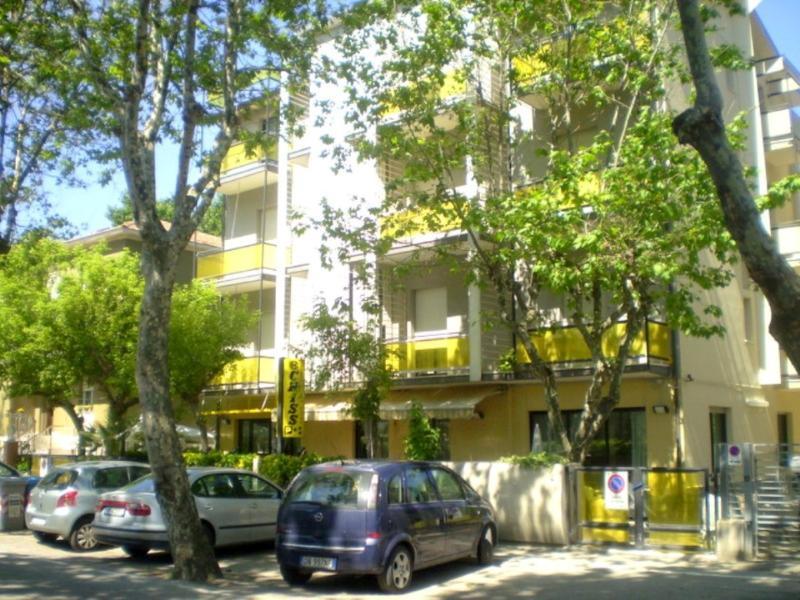 Hotel Criss Rimini Exterior photo